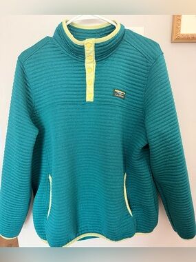 L.L. Bean Airlight Knit Pullover